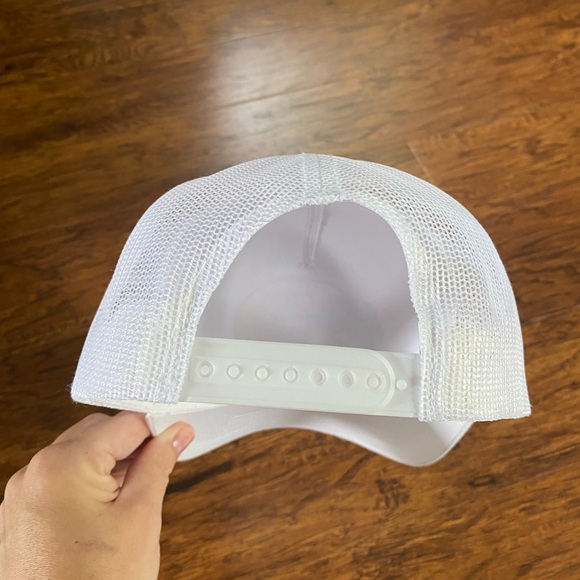 Bass Pro Shops Trucker Hat - Picture 5 of 5